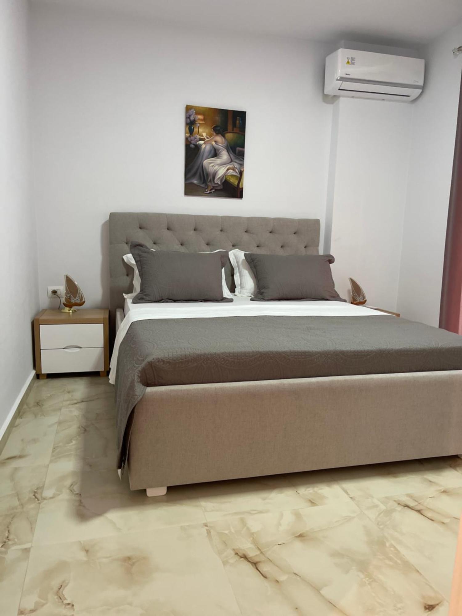 Odore Di Mare Apartments Sarande Exterior photo