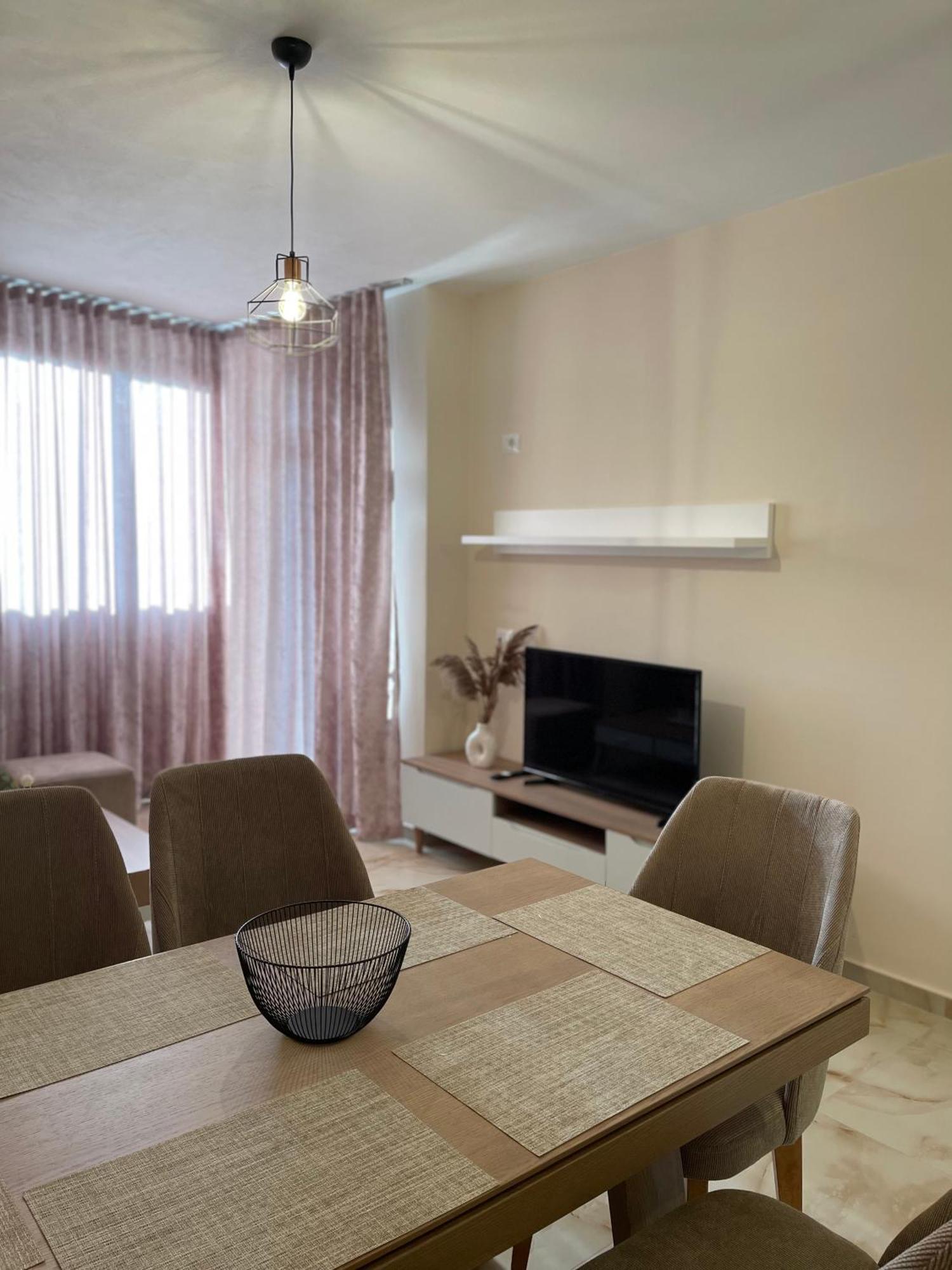 Odore Di Mare Apartments Sarande Exterior photo