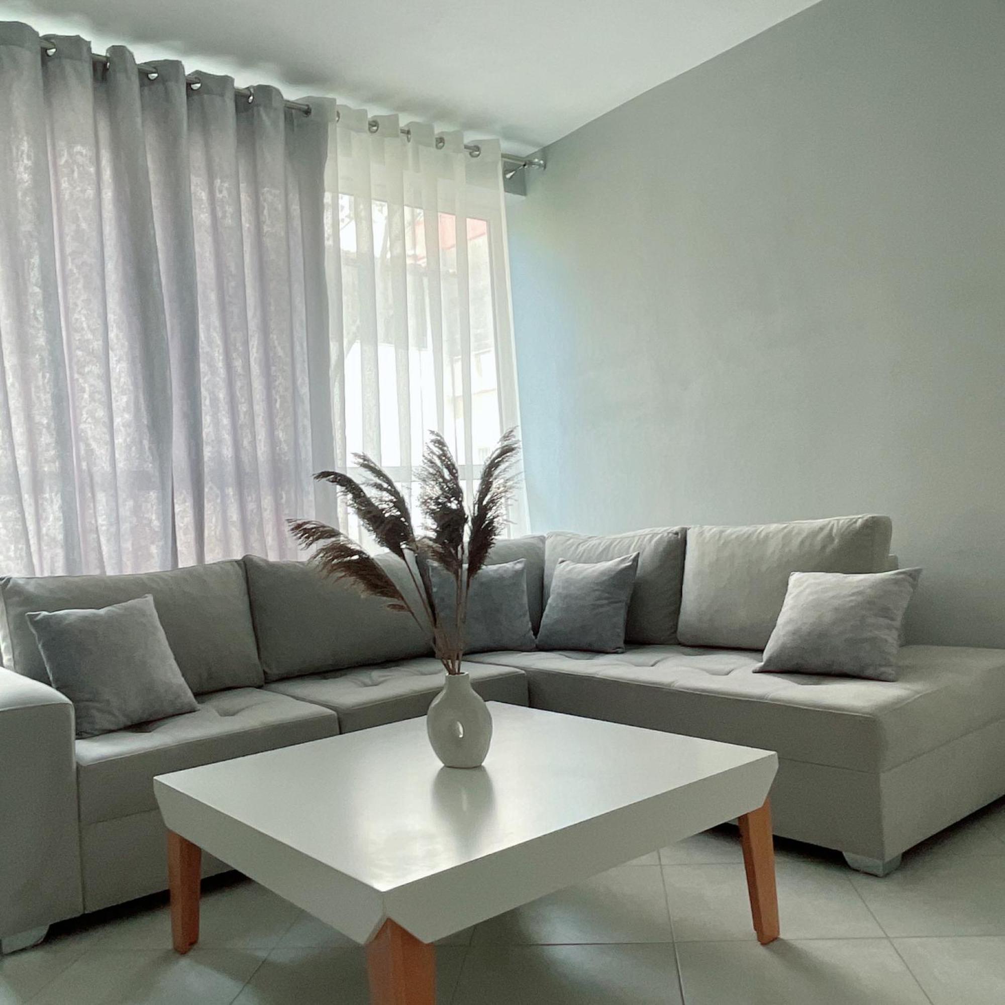 Odore Di Mare Apartments Sarande Exterior photo