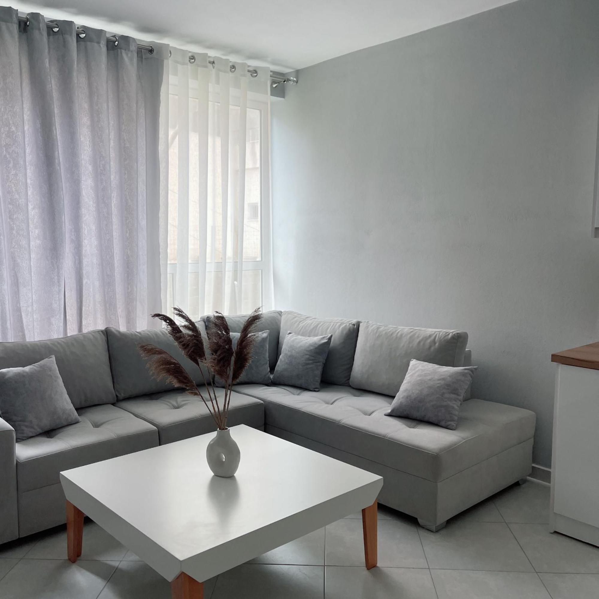 Odore Di Mare Apartments Sarande Exterior photo