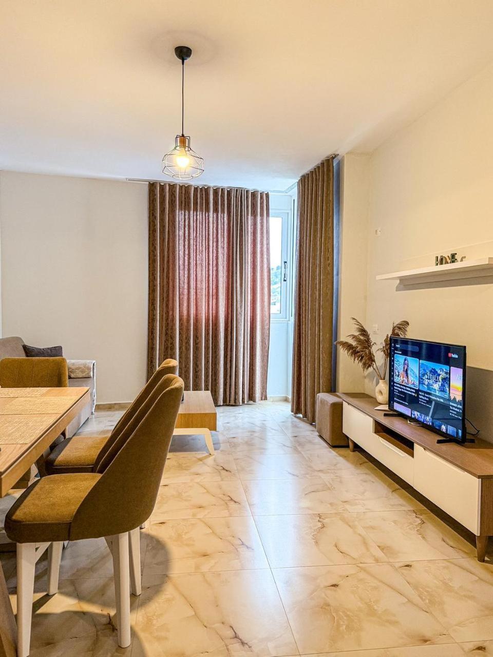Odore Di Mare Apartments Sarande Exterior photo