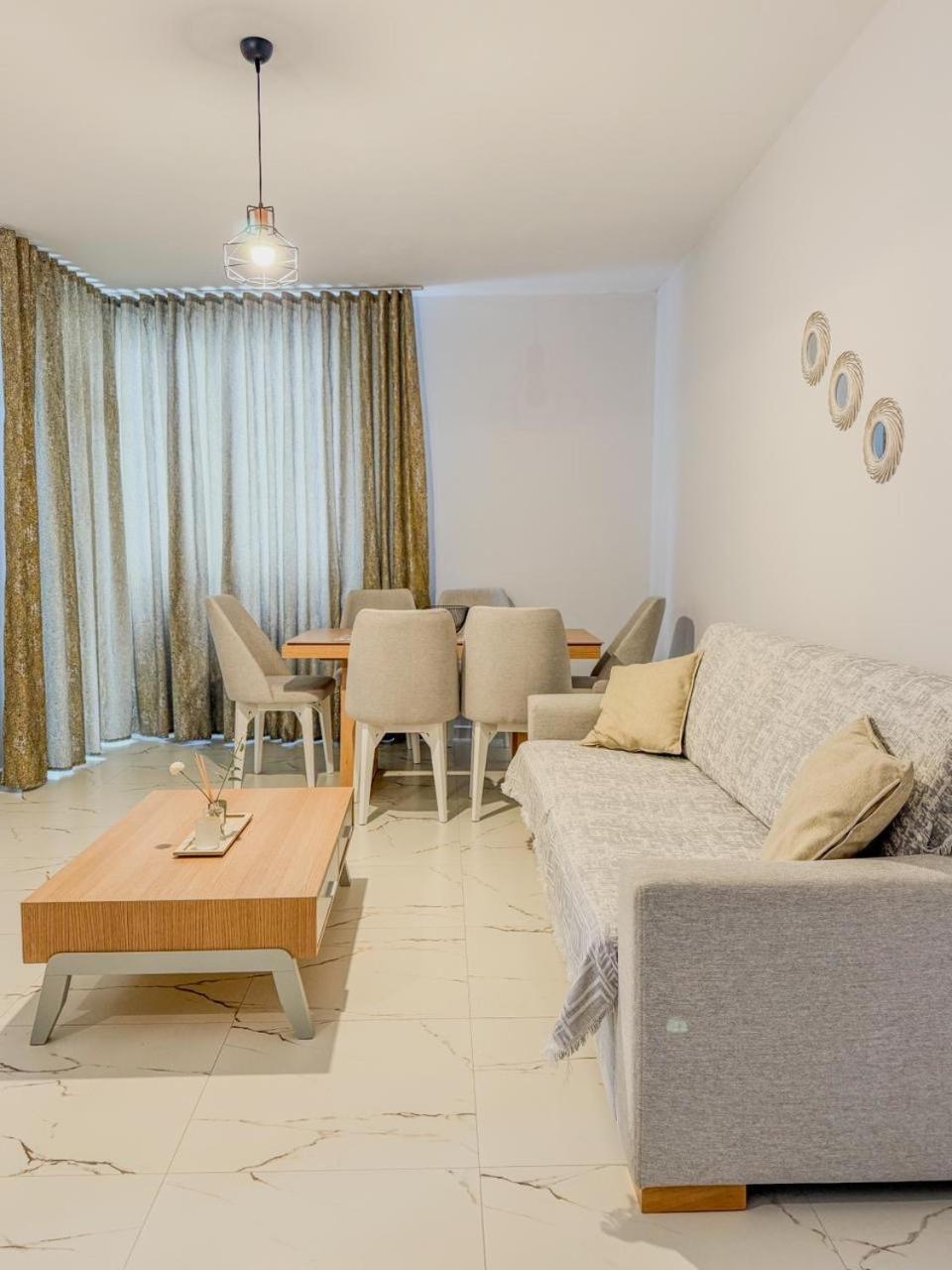 Odore Di Mare Apartments Sarande Exterior photo